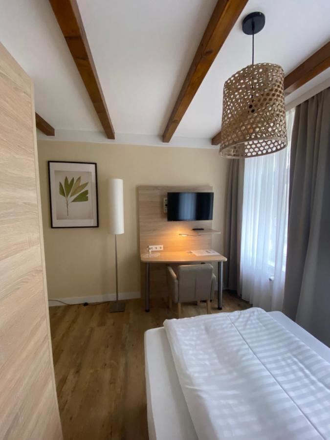 Hotel Sankt Georg Нойбранденбург Экстерьер фото