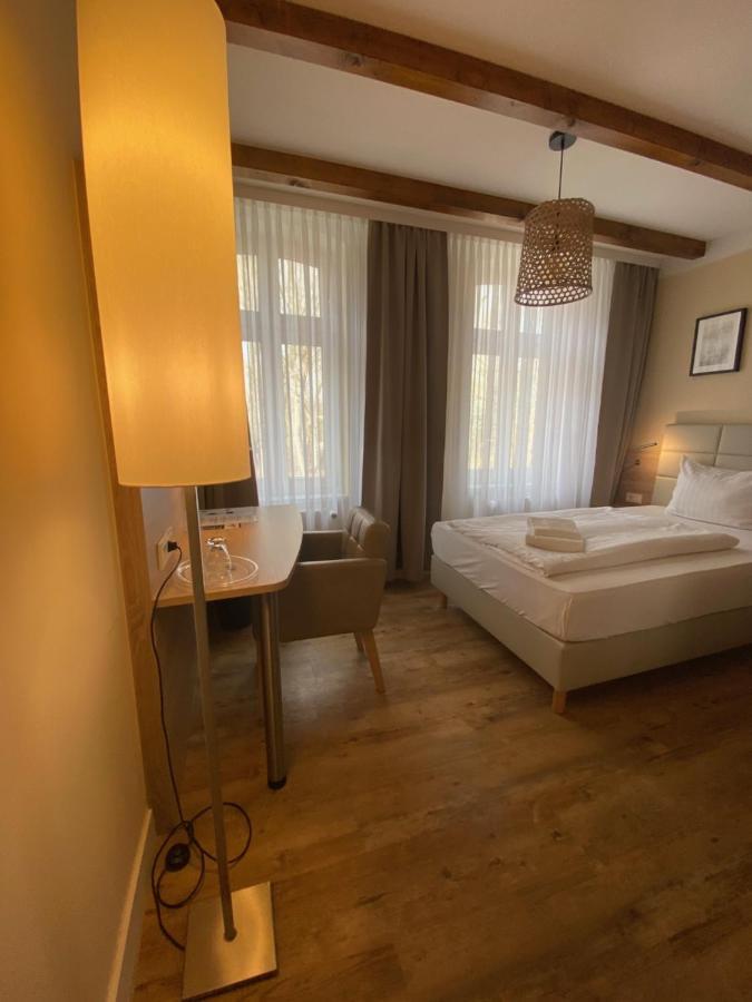 Hotel Sankt Georg Нойбранденбург Экстерьер фото